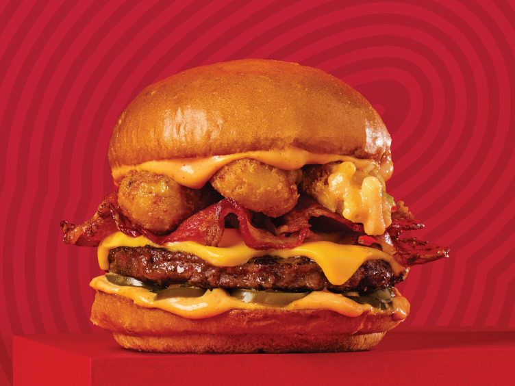 Spicy Cheesy Bacon Mac Burg